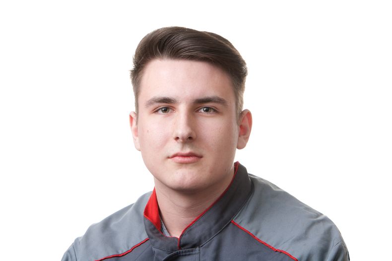 Dustin  Müller